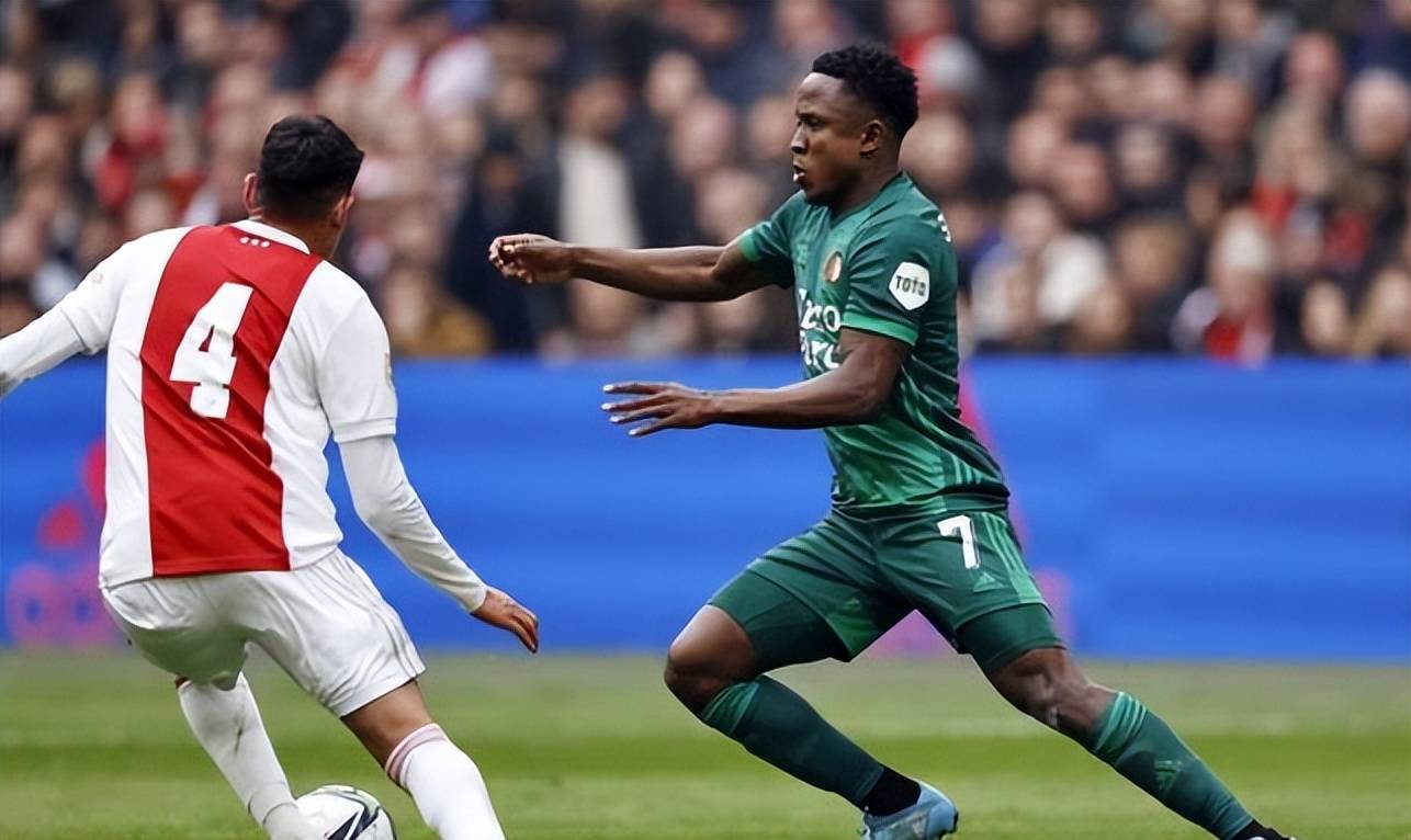 包含刚刚！费耶诺德冲刺阶段豪取连胜克里夫兰骑士围绕NBA季后赛官宣签约，国际比赛日成都蓉城调整名单以备亚冠的词条